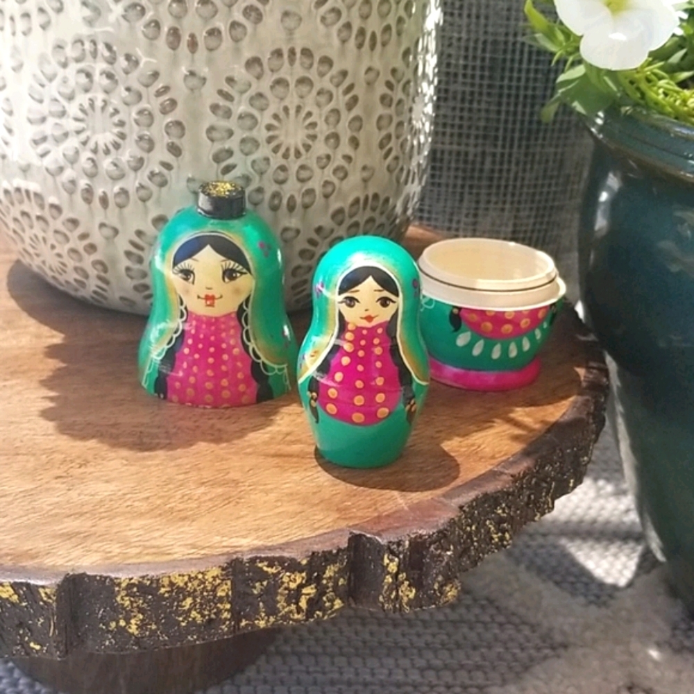 ORIGINAL RUSSIAN NESTING DOLLS - Picture 4 of 9